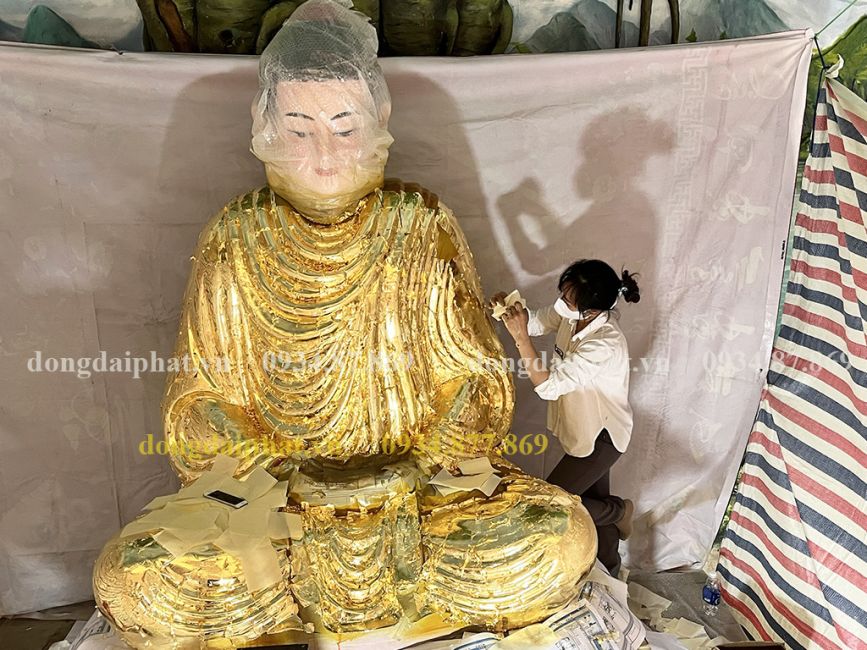 Nhận dát vàng lá 24k tượng phật tại chùa