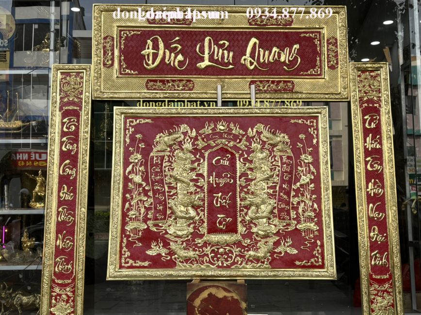 hoành phi bằng đồng tai hồ chí minh