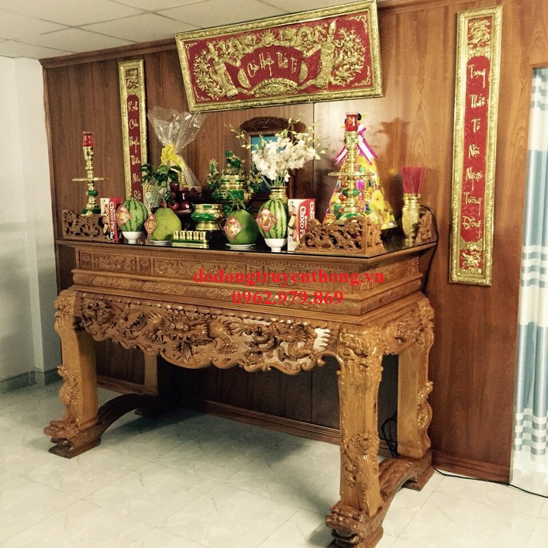 giá bộ đại tự khnug đồng thờ cửu huyền đại tự khung bằng đồng thờ cửu huyền thất tổ