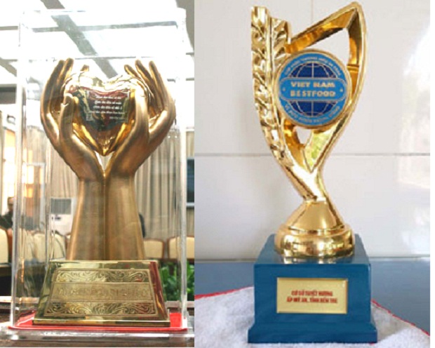 ban-cup-bang-dong-uy-tin cửa hàng bán cúp bằng đồng uy tin