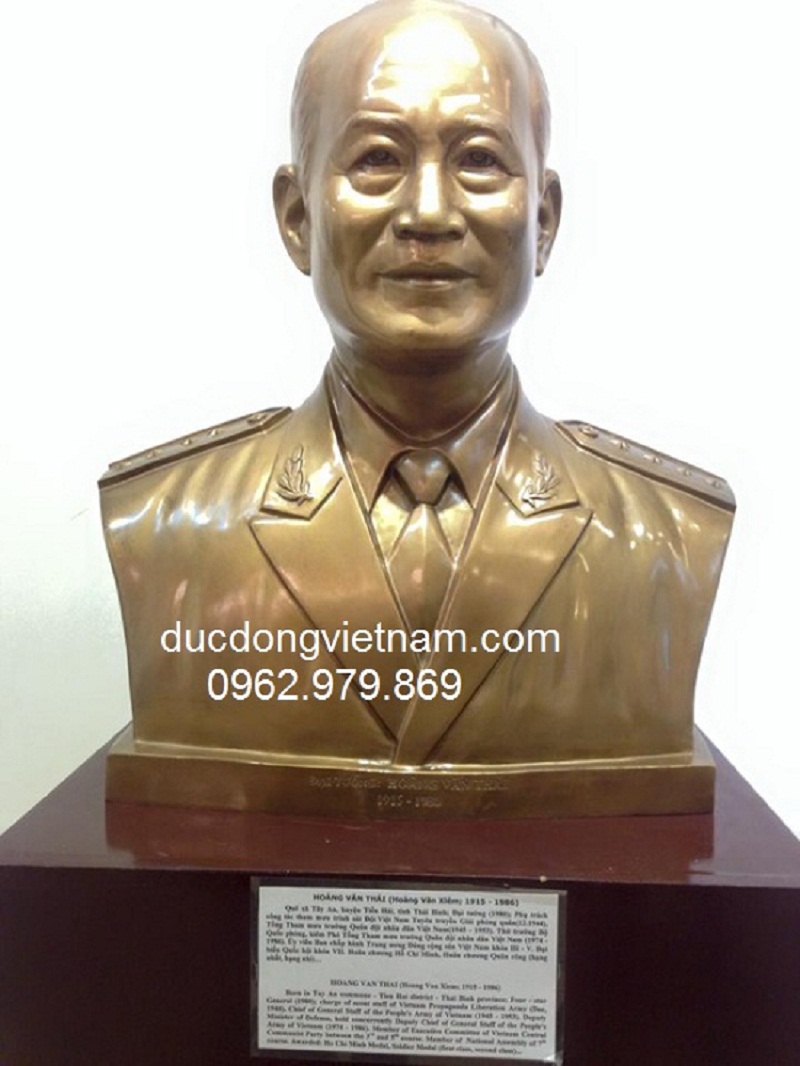 giá tượng chân dung bằng đồng đúc tượng đại tá bằng đồng uy tín tại quận 10