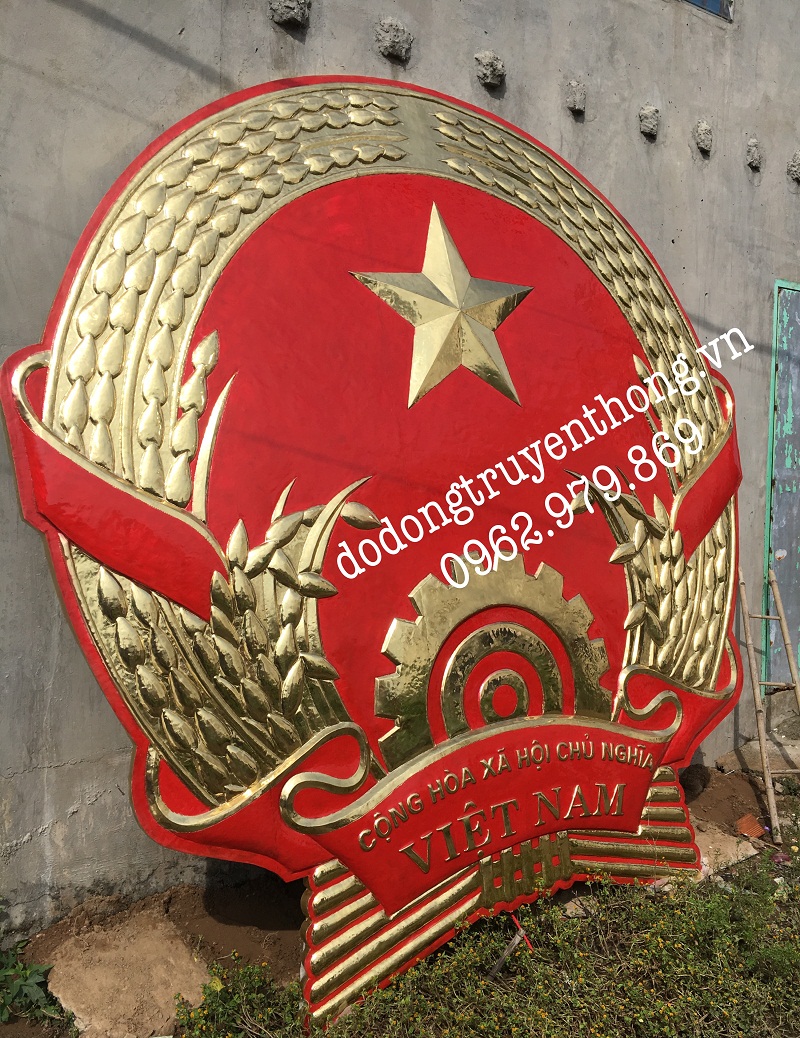 nhận lắp đặt quốc huy bằng đồng tại hà nội treo quốc huy bằng đồng trên nhà cao tầng
